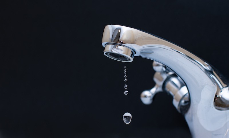 Clé de lavabo : est ce indispensable pour monter un mitigeur ?